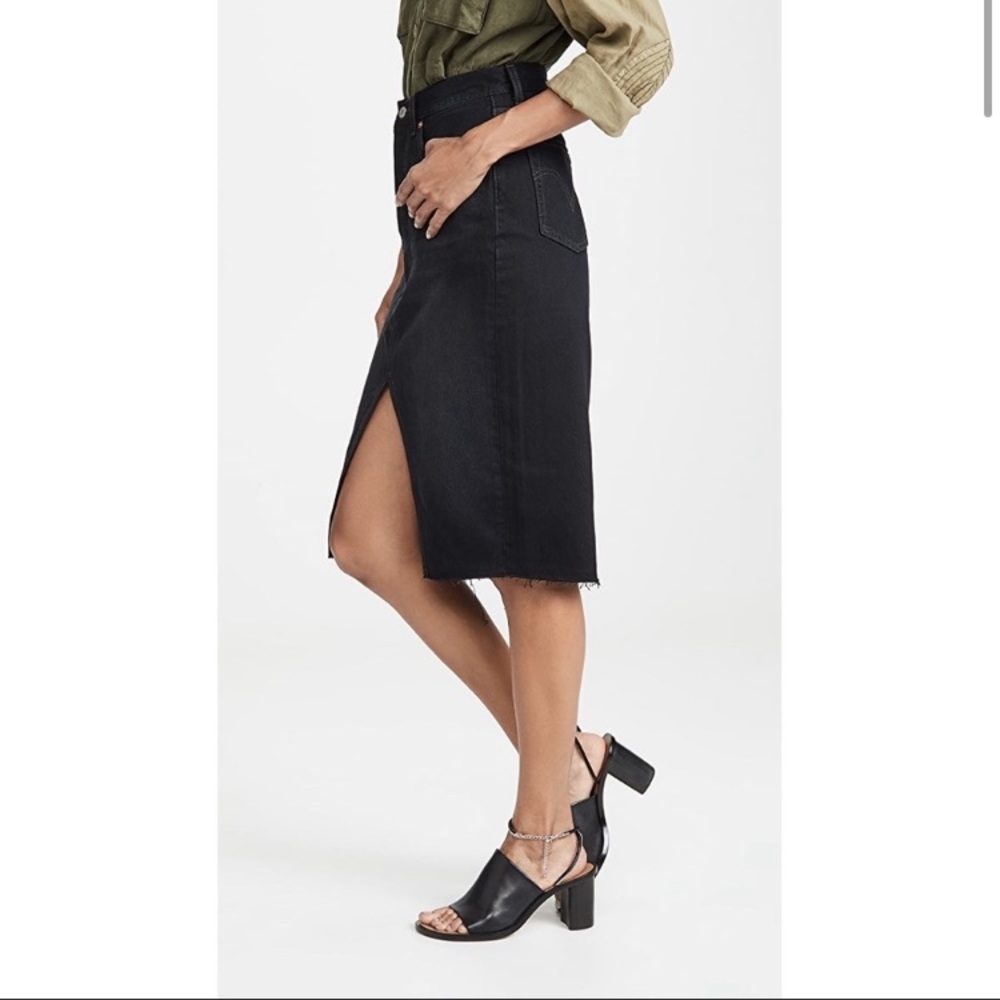 NEW Levi's Black Deconstructed Denim Pencil Skirt - Picture 3 of 12